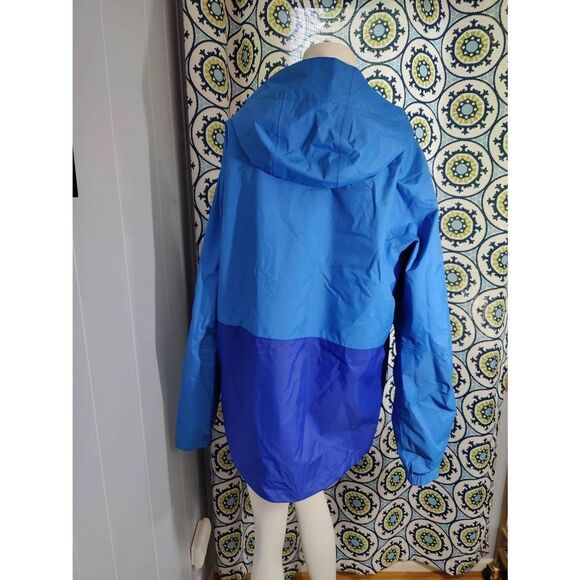 Columbia Rain Jacket  - Picture 3 of 4